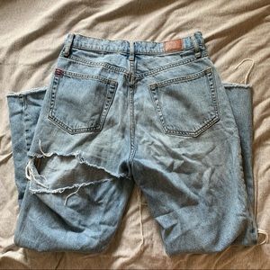 BDG Butt-Rip Jeans